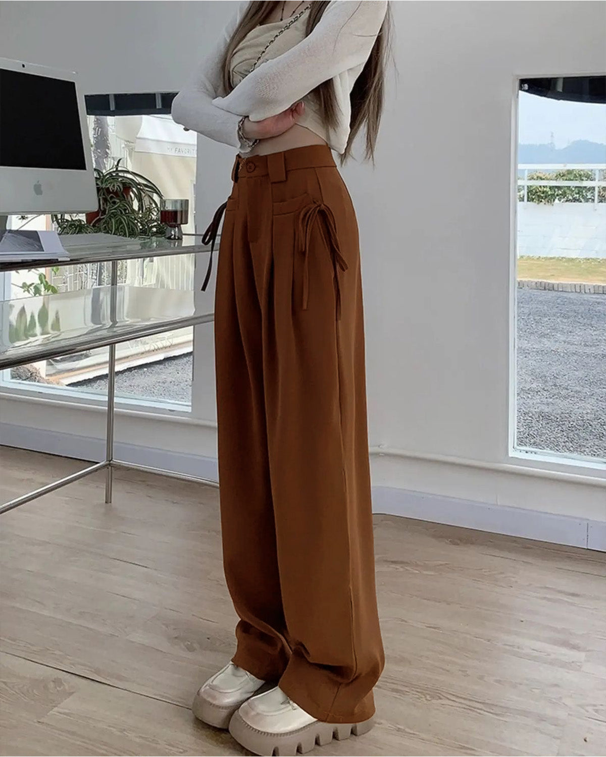 DRAWSTRING ACCENT PLEATED TROUSERS