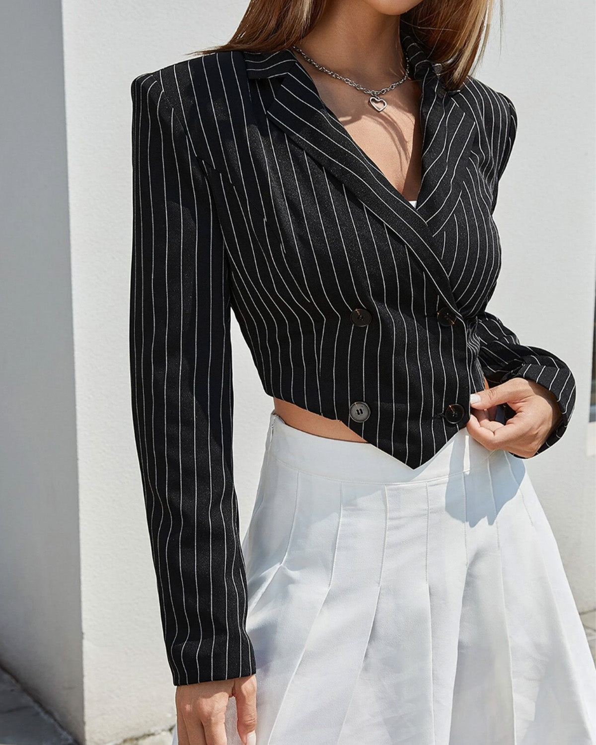 PINSTRIPES CROPPED BLAZER