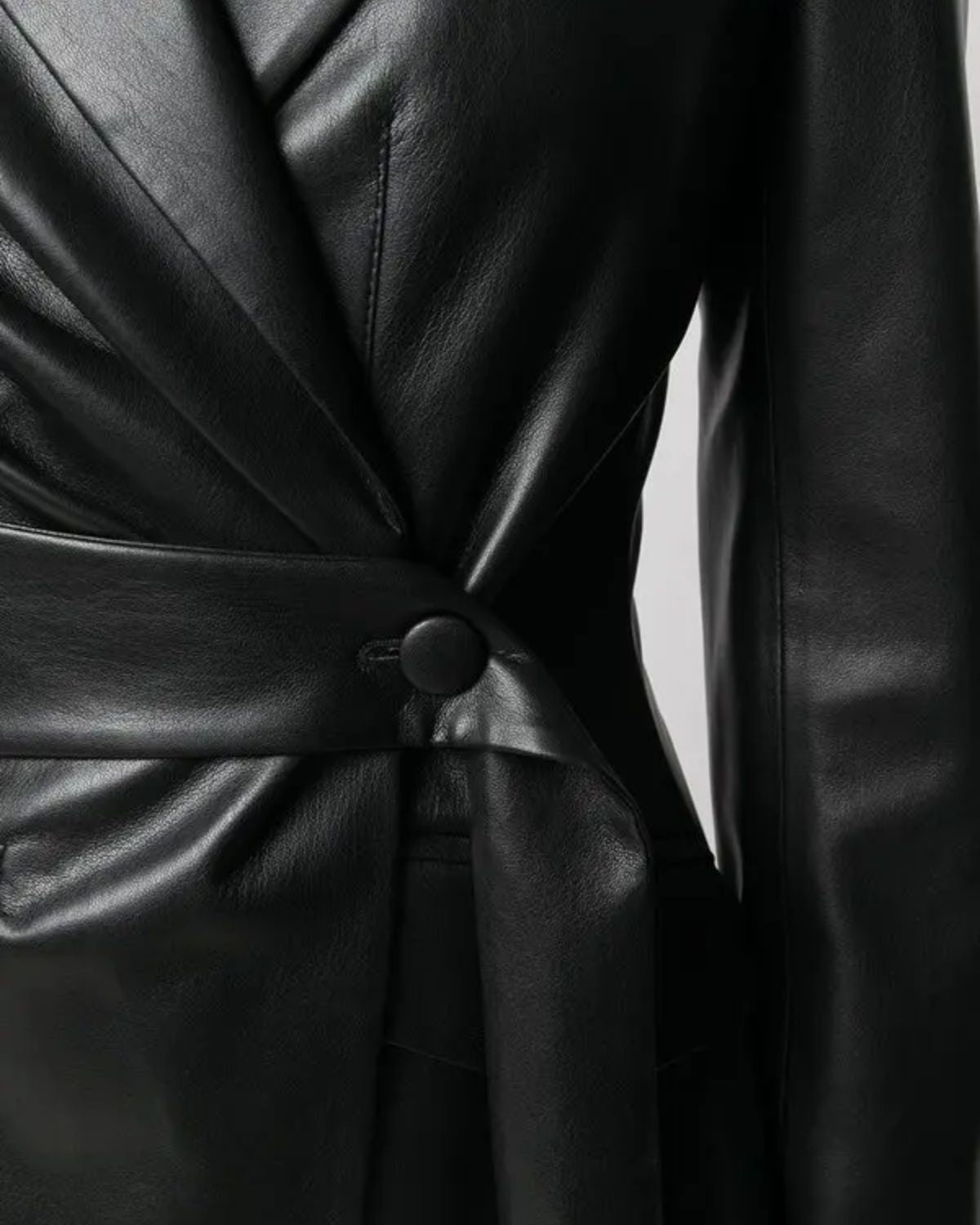 PEAK COLLAR WRAP-UP JACKET